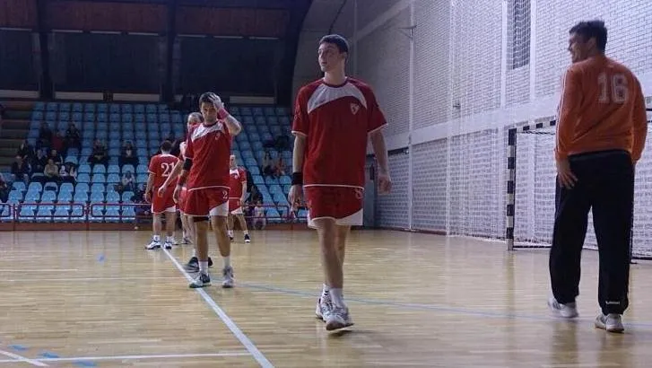 Savladan Titel (2014)