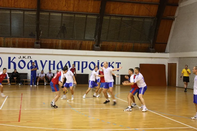 Uspešna prva polusezona Lavova (2011)