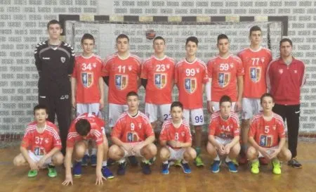 Polovičan učinak pionira (2018)