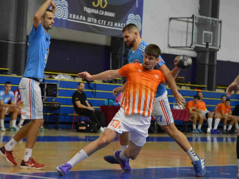 Lavovi – Lavovi BP 30:19, fotografija 1
